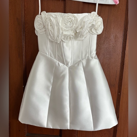 ELIYAH Dresses & Skirts - ELIYAH THE LABEL “Tehanni Dress”